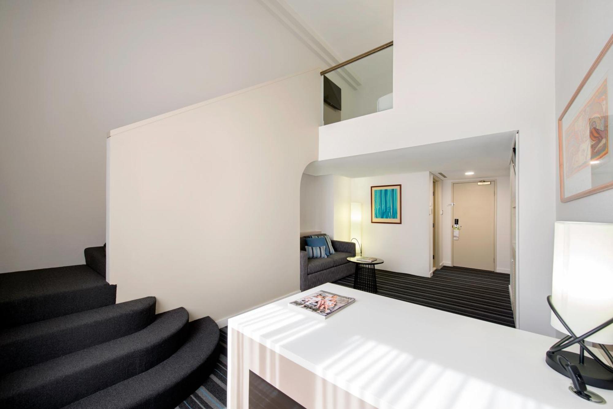 Doubletree By Hilton Esplanade Darwin Hotell Exteriör bild