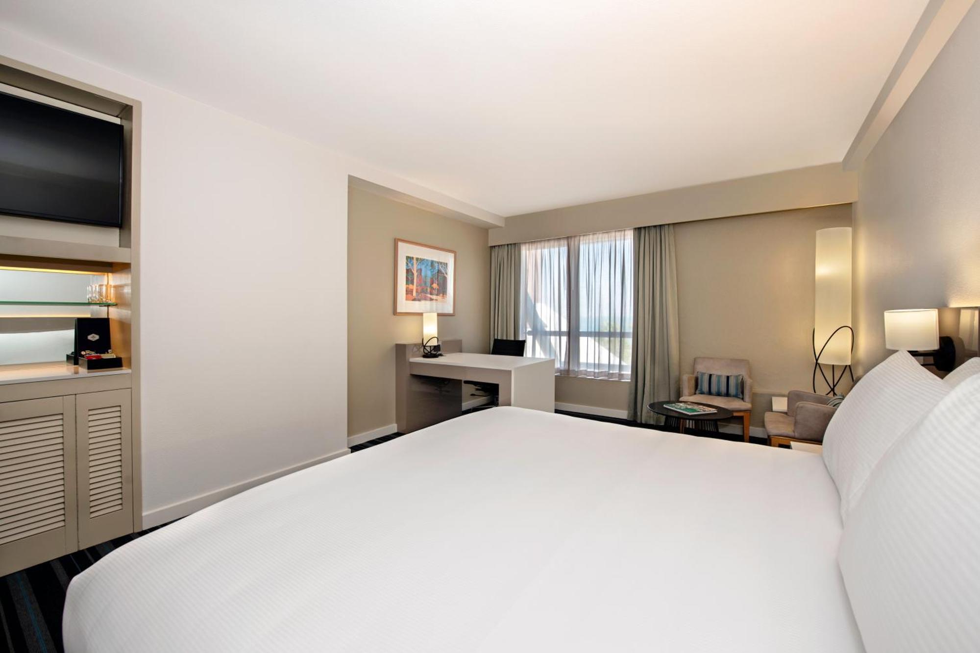 Doubletree By Hilton Esplanade Darwin Hotell Exteriör bild
