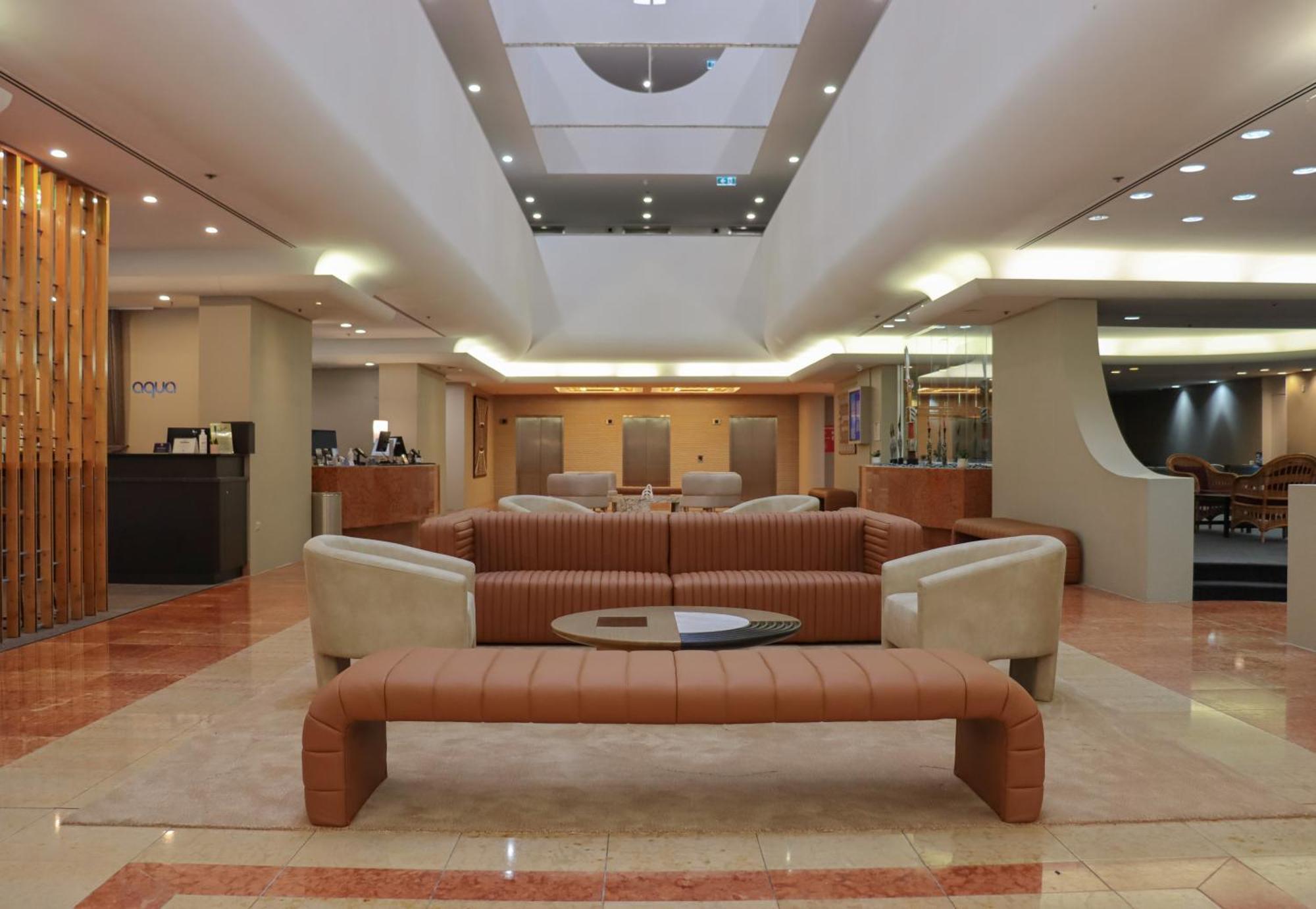 Doubletree By Hilton Esplanade Darwin Hotell Exteriör bild
